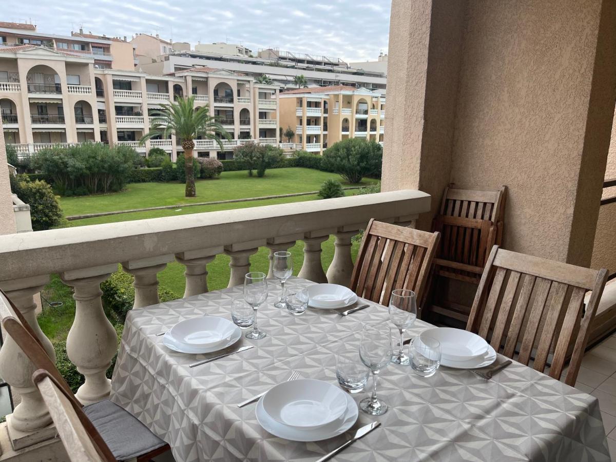 Domaine D'Ahmosis, Modern 2 Bedrooms Refurbished Apartment, F3 Moderne Fraichement Renove Le Cannet Buitenkant foto