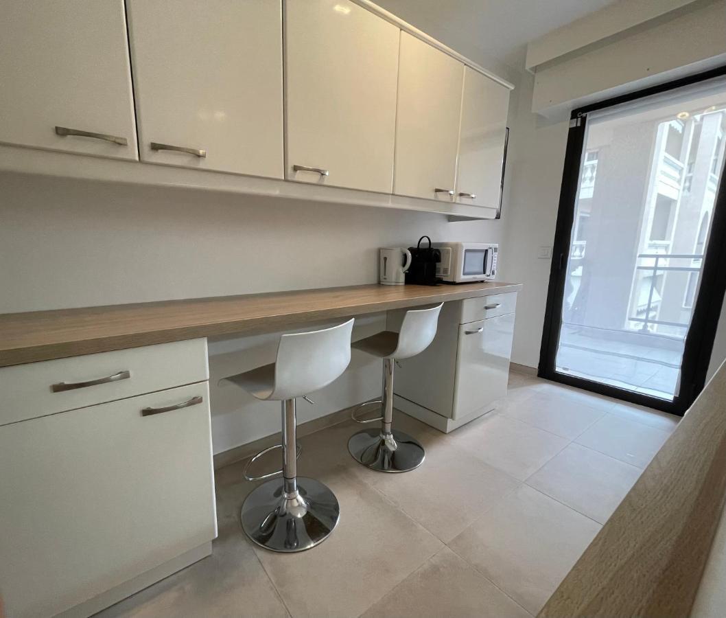 Domaine D'Ahmosis, Modern 2 Bedrooms Refurbished Apartment, F3 Moderne Fraichement Renove Le Cannet Buitenkant foto
